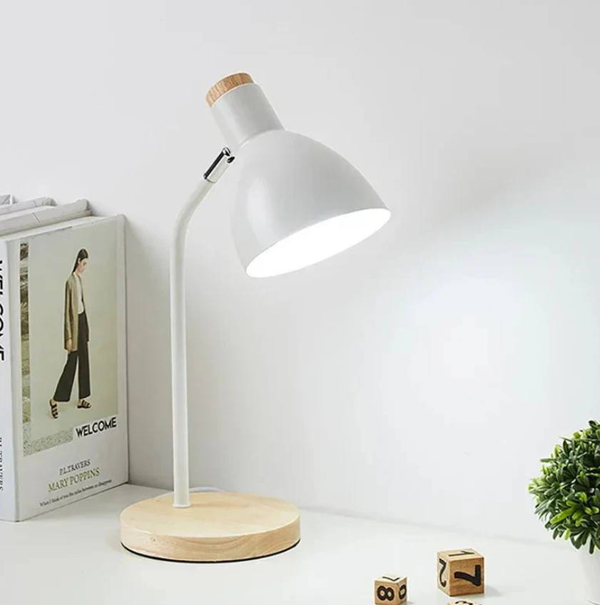 Wood and Metal Desk Lamp – Functional and Stylish Lighting for Your Workspace