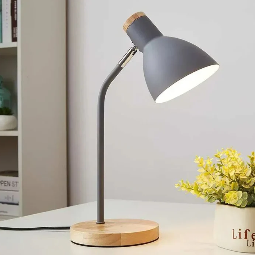 Wood and Metal Desk Lamp – Functional and Stylish Lighting for Your Workspace