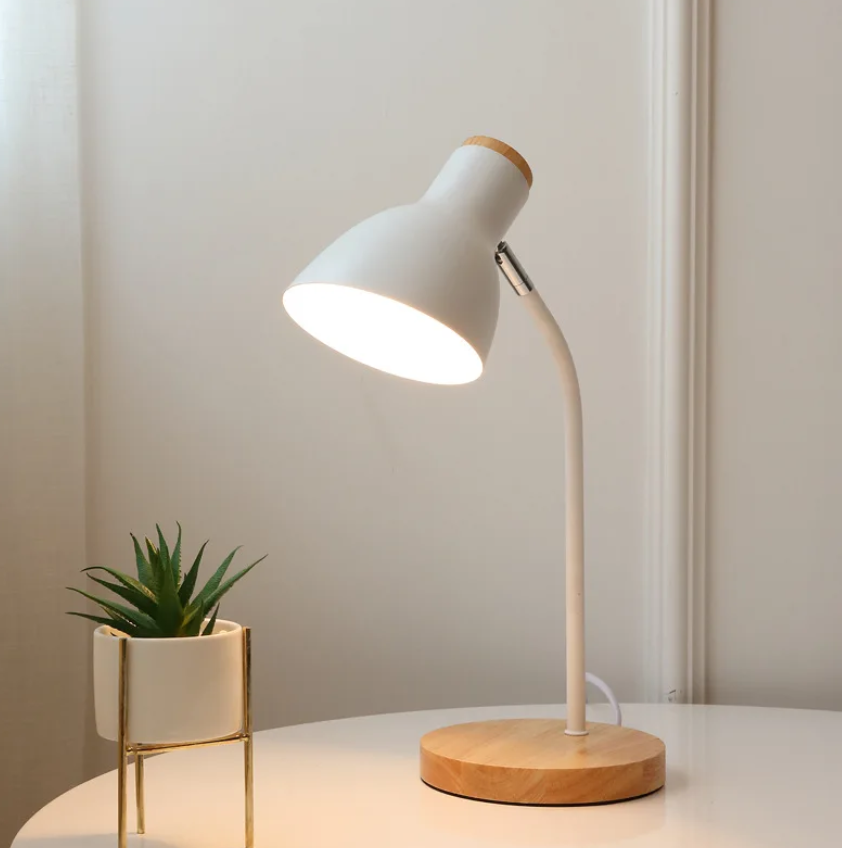 Wood and Metal Desk Lamp – Functional and Stylish Lighting for Your Workspace